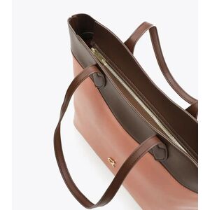 Τσάντα Ώμου Axel CORA σε συνδυασμό χρωμάτων 1010-3009 PEACH