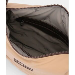 Γυναικεία Τσάντα χιαστί PEPE MOLL Victoria 252121 Cream