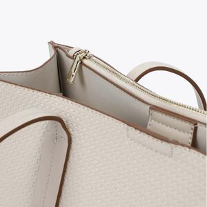 Γυναικεία Τσάντα Ώμου Axel με Ανάγλυφο Σχέδιο 1010-3633-611 CHALK