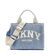 DKNY ΤΣΑΝΤΑ ΧΕΙΡΟΣ/CROSSBODY HADLEE SM TOTE ΨΑΘΙΝΗ LOGO ΣΙΕΛ R61ALC80 P2U